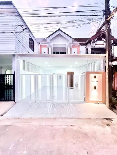 Renovated 3-Bedroom Townhouse for Sale in Chalong