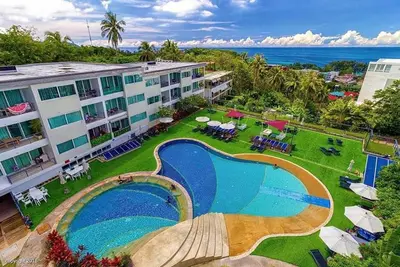 1-Bedroom Freehold Apartment with Pool, Karon Butterfly