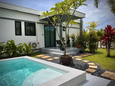 2-Bedroom Villa with Pool in Thalang, Near UWC