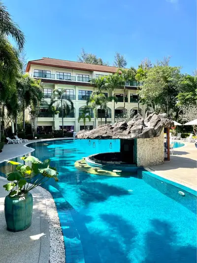 2-Bedroom Apartment for Rent Near Surin Beach, Phuket
