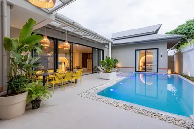 4-Bedroom Villa for Rent in Rawai Phuket