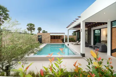 3-Bedroom Freehold Villa in Choeng Thale, Thalang
