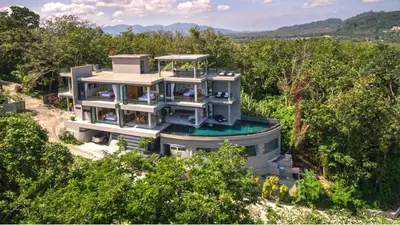 Modern Cape Heights – Ultra-Luxury 5BR Villa in Peaceful Paklok